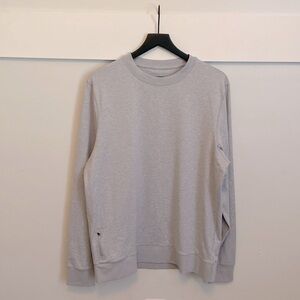 VUORI Men’s XL light gray long shirt